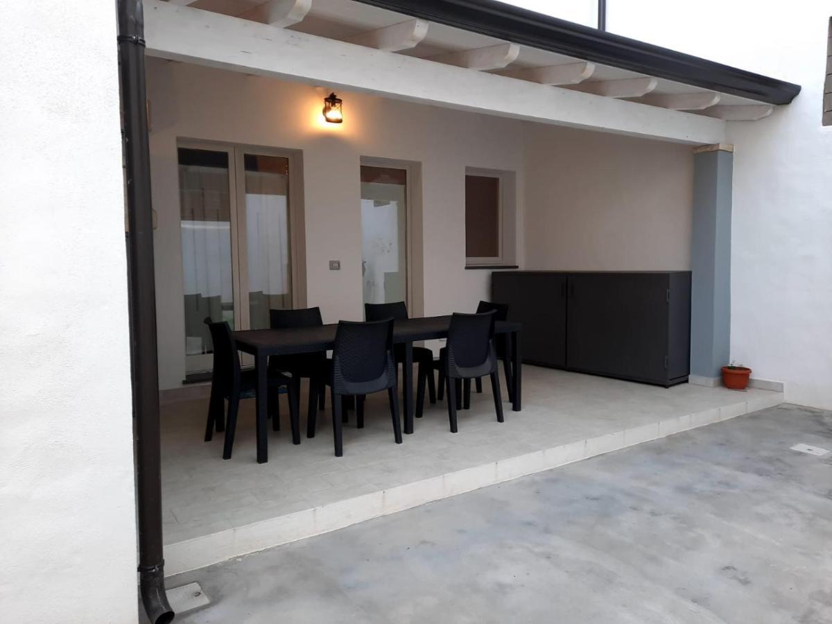 Appartamento Su Palazzina Storica In Centro A Sant'Antioco Ngoại thất bức ảnh