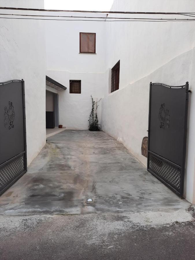 Appartamento Su Palazzina Storica In Centro A Sant'Antioco Ngoại thất bức ảnh